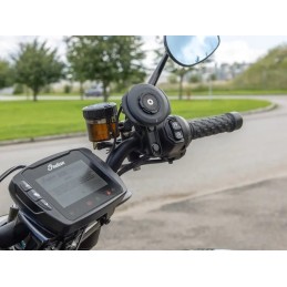Soporte de smartphone QUAD LOCK para bomba de freno / embrague