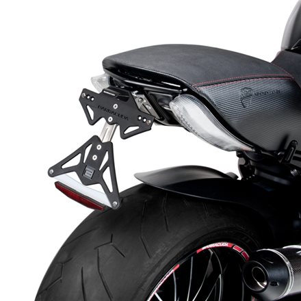 DUCATI DIAVEL 2014-2016 DUCATI DIAVEL 2017-2018 PORTAMATRICULAS