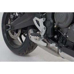 KAWASAKI Z650 17' - 21' ADAPTADOR PORTAMATRICULAS